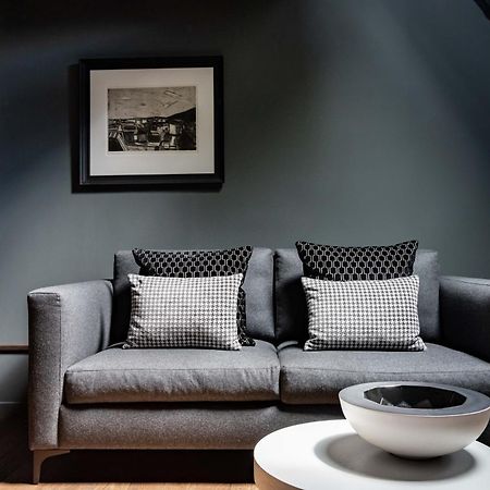 Maison De La Bonne Vie Therondels Habitación foto