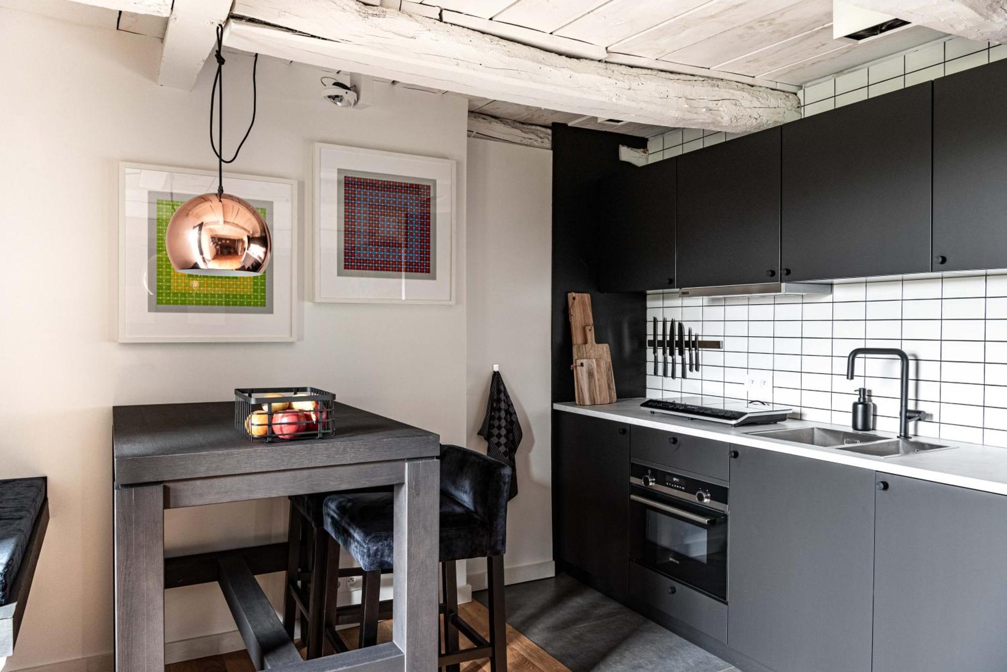 Maison De La Bonne Vie Therondels Habitación foto